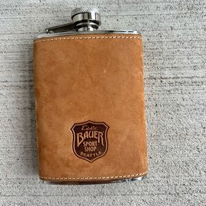Vintage Eddie Bauer Leather Wrapped Hip Flask 6 oz Stainless Steel Sport